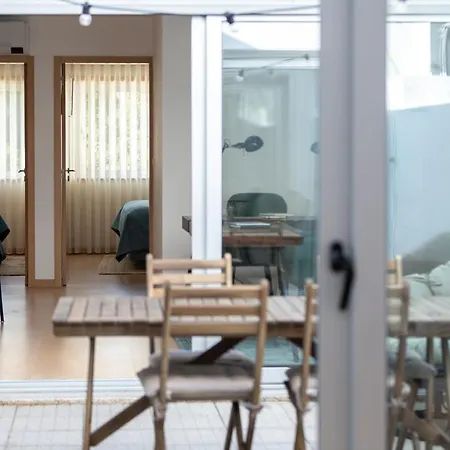 Feel Corporate Housing Marques 아파트