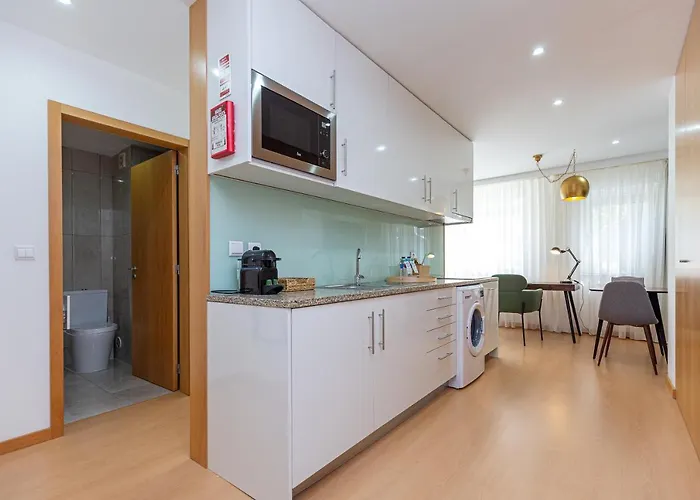 Feel Corporate Housing Marques *