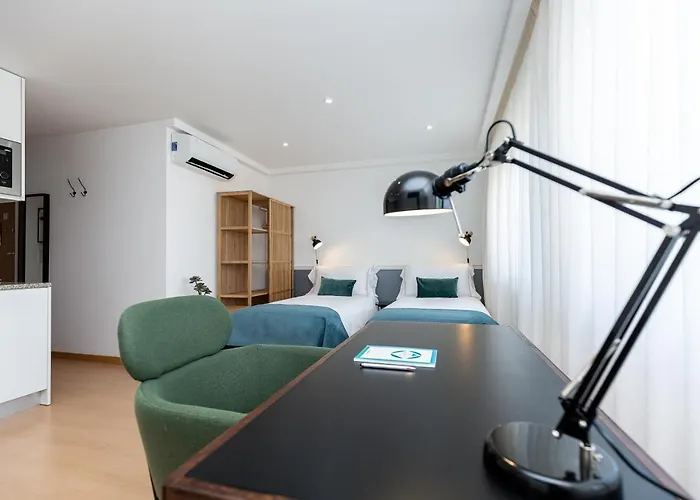 Feel Corporate Housing Marques 아파트 포르투